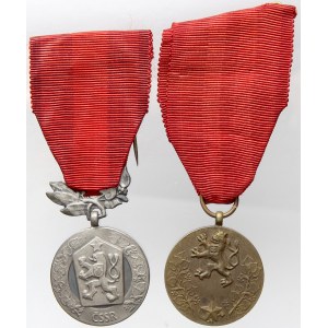 Medaile Za službu vlasti, I. vydání. Bronz, stuha, dekret z r. 1955. VM-44, SN-145. Medaile Za zásluhy o obranu vlasti...