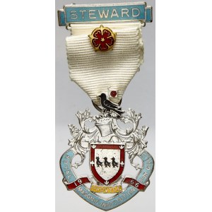 Pamětní odznak „PROVYDE“ královské zednářské instituce pro dívky 1966. Bílý kov, smalty, na stuze kov...