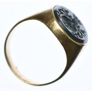 Coat of arms signet ring, yarrow, gold