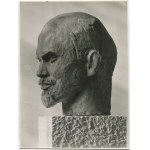 [fotografia] KOLOWCA Stanisław - Rzeźba Lenina autorstwa Xawerego Dunikowskiego [1949] [DEDYKACJA I AUTOGRAF XAWEREGO DUNIKOWSKIEGO DLA MINISTRA STEFANA DYBOWSKIEGO]