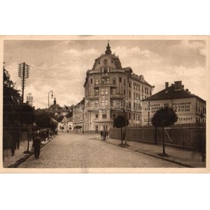 Besztercebánya, Banská Bystrica; Horná ulica / Felső utca, Galambos Alexander üzlete / street view, shop ...