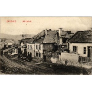 1914 Eperjes, Presov; Bártfai út. Divald Károly fia / street (szakadás / tear)