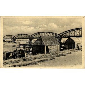 1936 Galgóc, Frasták, Hlohovec; Vág folyó és úszó vízi hajómalmok, híd. Rudolf Vacek kiadása ...