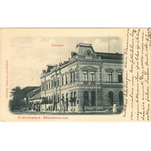 1900 Módos, Jasa Tomic; községháza, Hoffmann Ádám üzlete, létra lámpagyújtáshoz a lámpának támasztva...