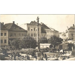 Velké Mezirící, Market square. Rud. Skopec photo