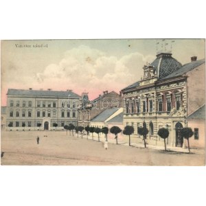 1911 Vizovice, námestí / square