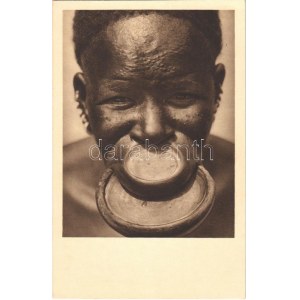 Tányérajkú négerek / African folklore, lip plate