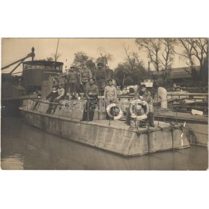 1919 MAGDA a Dunaflottilla, majd később a Magyar Királyi Honvéd Folyamőrség HUSZÁR nevű páncélozott motorcsónakja ...
