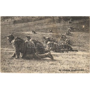 Az ellenség megközelítése / WWI Austro-Hungarian K.u.K. military, soldiers approach the enemy (b...