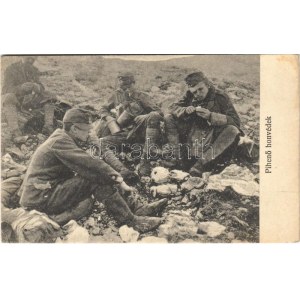 Pihenő honvédek. Kép a Tizenhetesek című hadi emlékkönyvből / WWI Austro-Hungarian K.u.K. military, resting soldiers ...