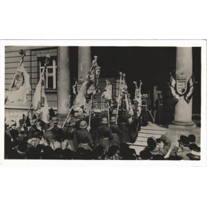 1941 Budapest I. Az 1848-49-es szabadságharci zászlók ünnepélyes hazahozatala Oroszországból...