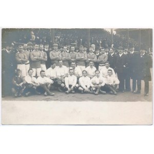 1902 Budapest, Ferencváros Torna Club (FTC, Fradi) labdarúgó (foci) csapata, csoportkép a Slavia-FTC 4:1...
