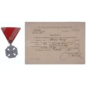 1916. Károly-csapatkereszt Al(!) kitüntetés mellszalagon + 1939. Károly-csapatkereszt...