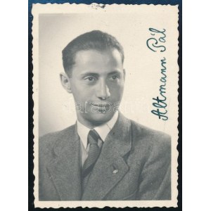 1941 Altmann Pál (1910-1945), zsidó származású katonai munkaszolgálatos fotója, a hátoldalán német birodalmi pecséttel...