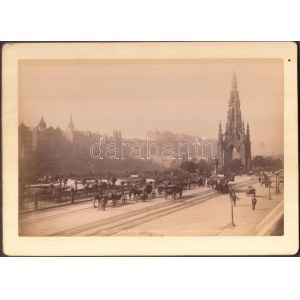 cca 1890-1900 Skócia, Edinburgh-i látkép és életkép, 2 db keményhátú fotó, 16x22 cm