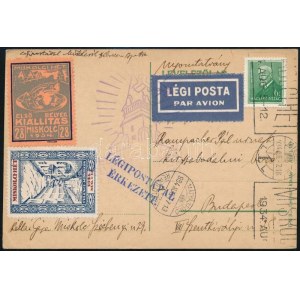 1934 Légi levelezőlap levélzárókkal és alkalmi bélyegzéssel / Airmail postcard with labels
