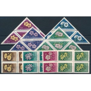 1958 Virág sor négyestömbökben / Mi 1534-1541 blocks of 4