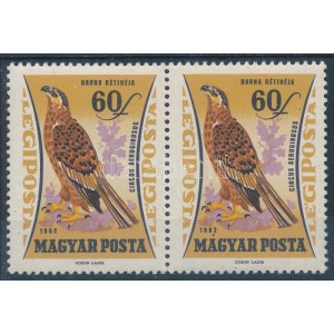 1962 Madarak 60f pár, a jobb oldali bélyeg ékezet lemezhibával ...