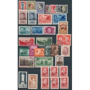 Sztálin gyűjtemény berakólapon: 54 db bélyeg és 3 db blokk / Stalin lot...