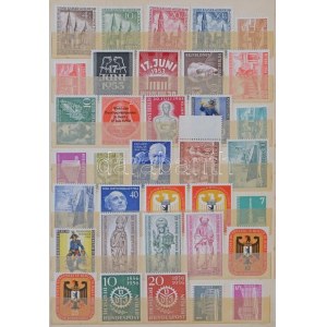 Berlin gyűjtemény 1953-1990 közepes berakóban / Berlin collection in medium stockbook 1953-1990 (Mi EUR 1.120,-...