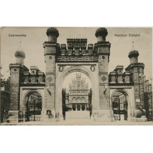Czerniowce - Wejście do rezydencji arcybiskupa, ok. 1910