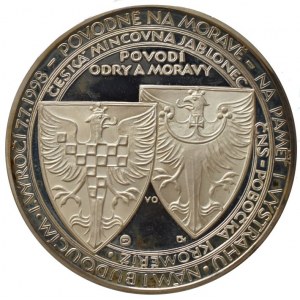 Oppl, V., ČNS Kroměříž, Povodně na Moravě 1.výročí 7.7.1998, Ag900, 50 mm 42 g, etue, certifikát