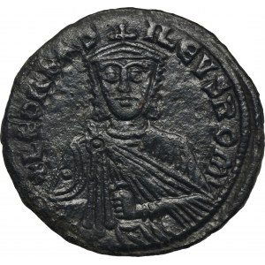 Byzantská říše, Lev VI., Follis
