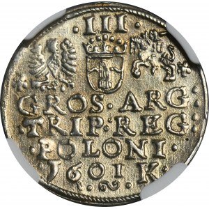 Zikmund III Vasa, Trojka Krakov 1601 - NGC UNC DETAILY - hlava vlevo