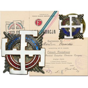Odznaka Federacji Polskich Związków Obrońców Ojczyzny wraz z miniaturą i legitymacją