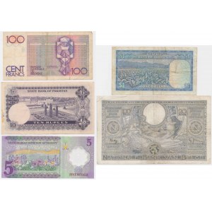 Group of world banknotes (5 pcs.)