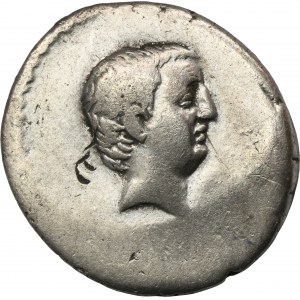 Roman Republic, L. Livineius Regulus, Denarius - ex. Awianowicz