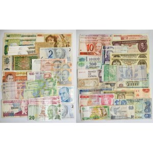 Súbor bankoviek z celého sveta (približne 60 kusov)