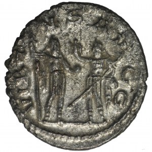 Římská říše, Galien, Antoninian