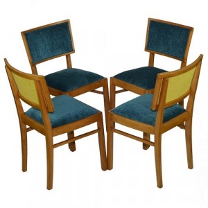 Komplet czteru krzeseł z lat 40. XX w.
