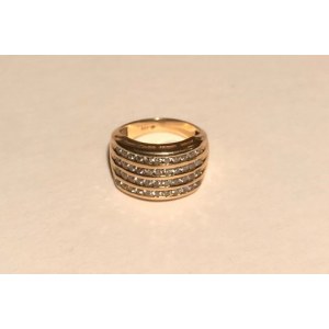 Pierścionek złoty w formie obrączki z 44 brylancikami