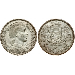 Latvia 5 Lati 1932. Obverse: Crowned head right. Reverse: Arms with supporters above value. Edge Description: DIEVS **...