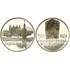 Czechoslovakia 50 Korun 1986 Bratislava. Obverse: Czech lion with socialist shield divides denomination...