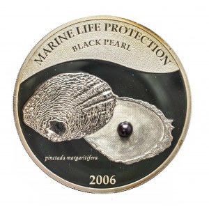 Palau, 5 dolarów 2006, srebro 999, prawdziwa czarna perła.