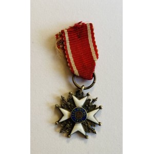 Miniatura medalu Za Obronę Mienia Polskiego w Rosji