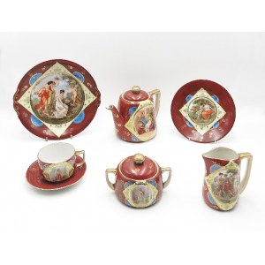 Fabryka Porcelany Victoria Schmidt & Co. (zał. 1883), Serwis do herbaty (kawy), z miniaturami antykizującymi