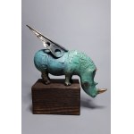 D.Z., Geflügeltes Rhinozeros (Bronze, Höhe 35 cm)