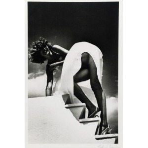 Helmut NEWTON (1920-2004), Biała sukienka