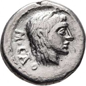 Marcus Porcius Cato, 89 př.Kr., AR Quinár, hlava jinocha, opis M.CATO. / sedící