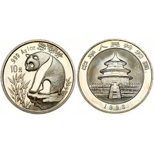China 10 Yuan 1993 Obverse: Temple of Heaven; date below. Reverse: Panda on flat rock. Silver...