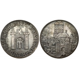 Germany Federal Republic 1 Thaler (1958) 800th Anniversary of Founding. Obverse: City gate; saint in doorway...