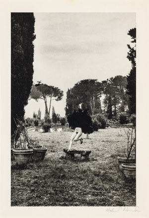 Helmut Newton (1920-2004), Ogród blisko Rzymu, 1977