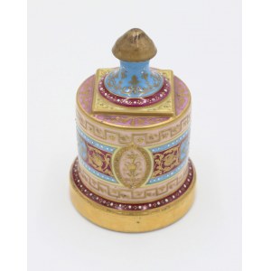 DZWONEK porcelanowy do przywoływania służby w stylu Royal Vienna z działającej od 1908 r. wytwórni Ackermann & Fritze