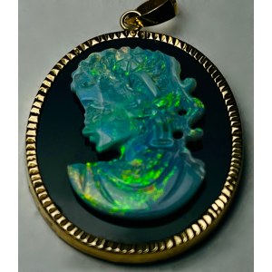 Gold pendant with opal cameo