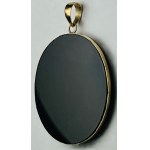 Gold pendant with opal cameo