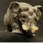 Silver elephant figurine with cap, 128 g